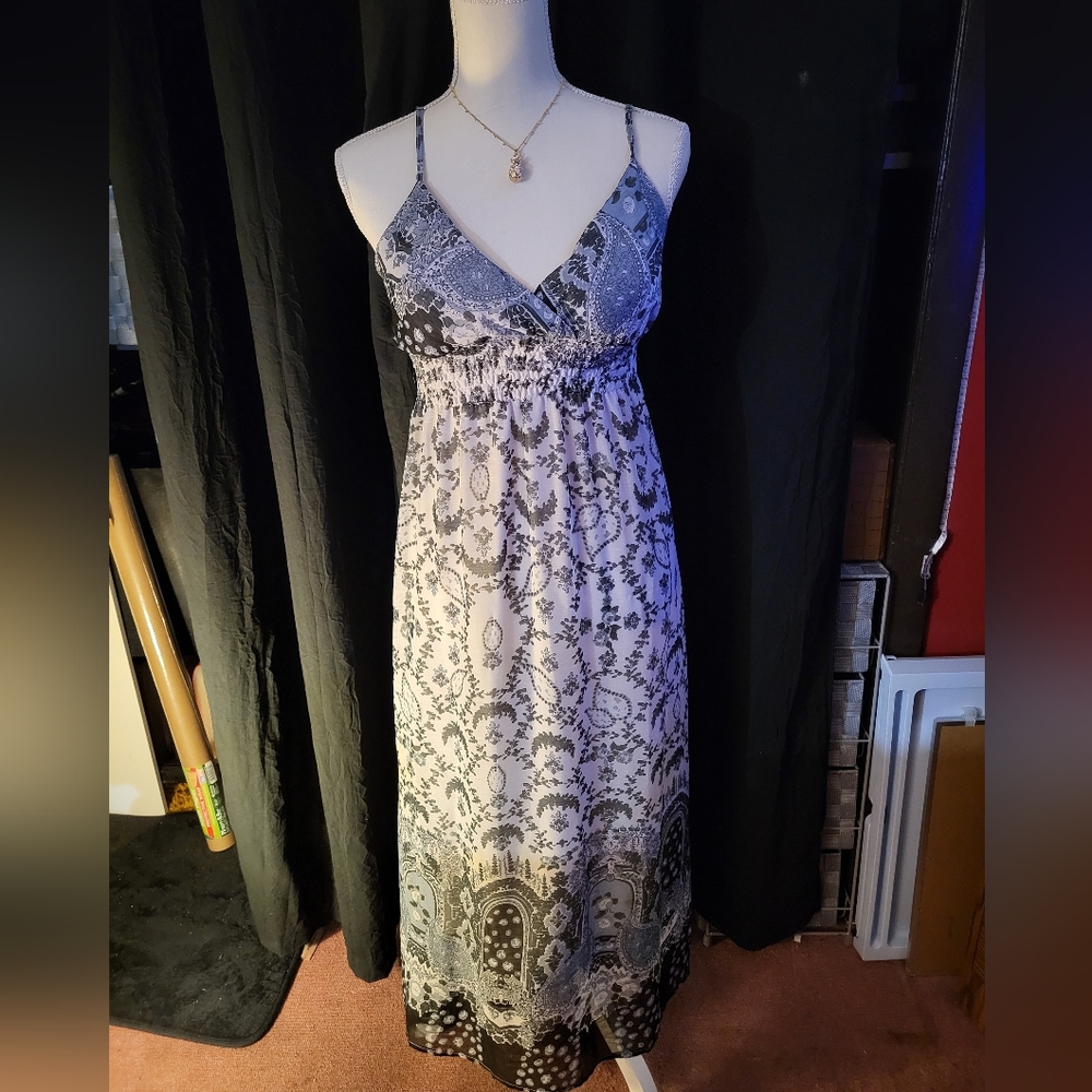 EUC She's Cool Y2K Boho Paisley Maxi Dress - Size M